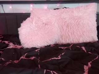 queenlolaxxx webcam model stream image