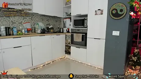 AmySuperHeroes webcam model stream image