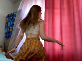 Mollie Servais webcam model stream image