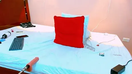 Alexpiers webcam model stream image