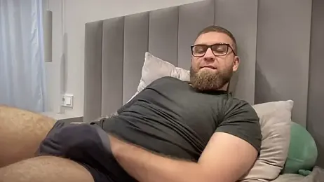 Bear_bear_ webcam model stream image
