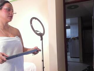 Hellen Owenz webcam model stream image