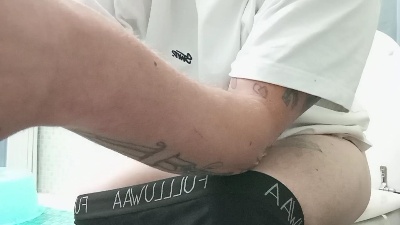 Hugedoee04 webcam cam4 model stream image