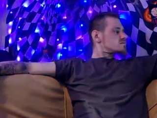 kristoferbeach1 webcam camsoda model stream image