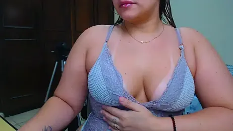 BumbumGigante webcam model stream image