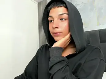 Seductivo_jr webcam stripchat model stream image