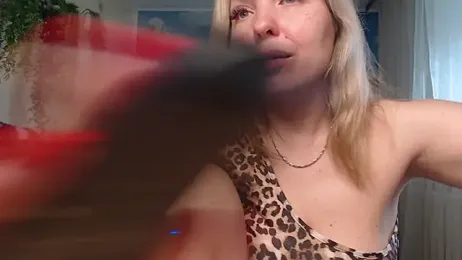 soaring_love webcam model stream image