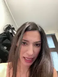 -_MiaQueen_- webcam stripchat model stream image