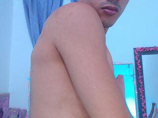 Cristofher Ramos & Haley Blair webcam flirt4free model stream image
