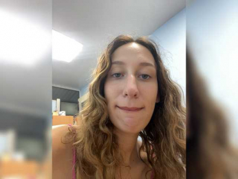 Chikipikin webcam model stream image