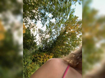 Chikipikin webcam bongacams model stream image