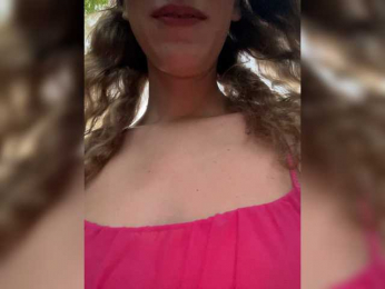 Chikipikin webcam model stream image