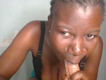 Creme-dall webcam bongacams model stream image