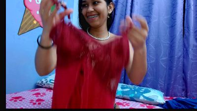 pequenachica18 webcam model stream image
