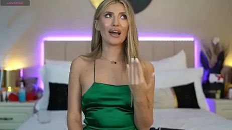 EvellineClaire webcam model stream image