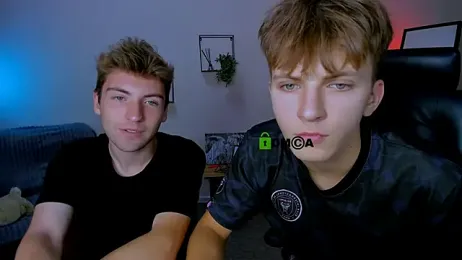 travis_wolf_ webcam model stream image