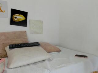 Anamaria Benitez webcam model stream image
