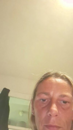 elle26_hot webcam model stream image