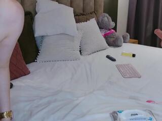 Stasy webcam model stream image