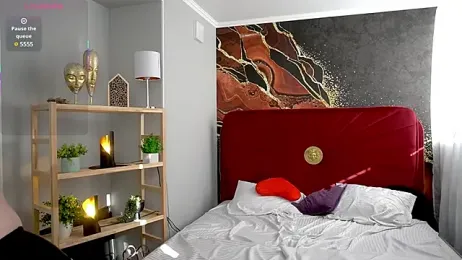 ZaraReignn webcam model stream image