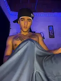 billi_adamzz webcam stripchat model stream image