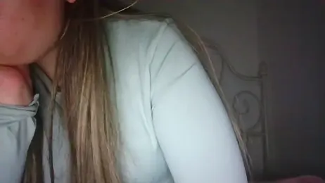 meganaughtycouple25 webcam model stream image