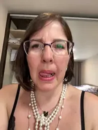 B_Bonya_m webcam model stream image