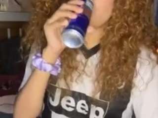 lillytillercam webcam model stream image