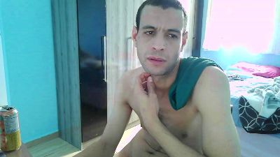 Ronnishotx webcam model stream image