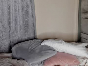 hope_daily webcam model stream image