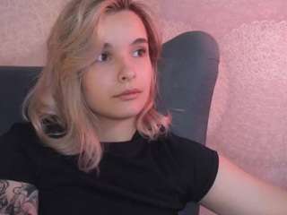 bellalita webcam model stream image