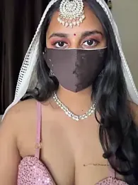 HeartQueen05 webcam model stream image