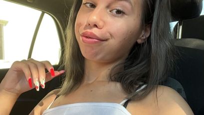 Emma webcam model stream image