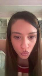LeilaGrande webcam model stream image