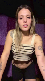 xvalenof webcam model stream image