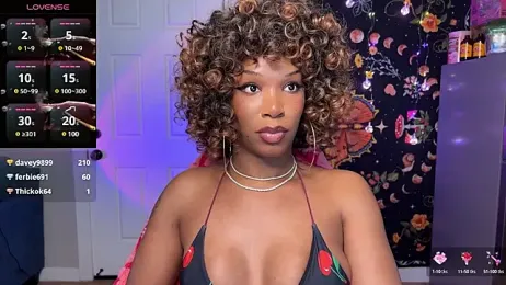 ItalyNayoir webcam model stream image