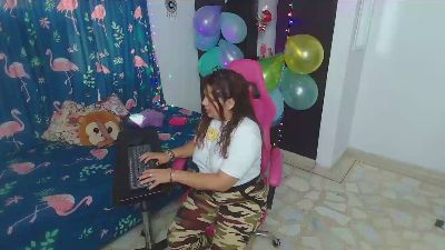 Rous_kinky webcam cam4 model stream image