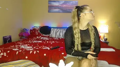 Tasty_Shape webcam model stream image