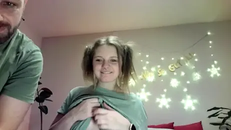 MichelleVibes18 webcam stripchat model stream image