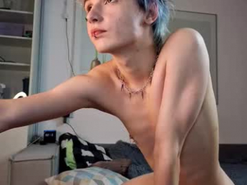 kessy_white webcam model stream image