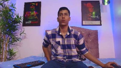 Max_padraig_ webcam model stream image