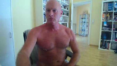 MenTantra webcam model stream image