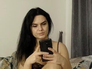 Adele Holter webcam model stream image
