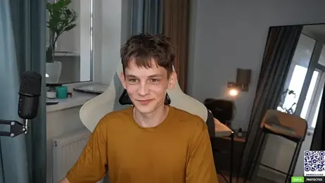 MiracleCam webcam model stream image