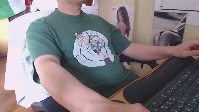 Redblood_75 webcam model stream image