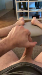iTALIANbOYbWC webcam model stream image