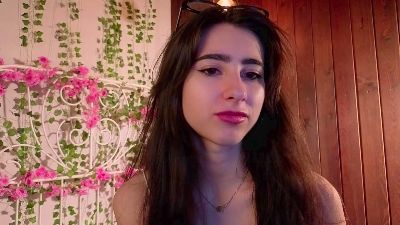 AlbertaHayley webcam model stream image