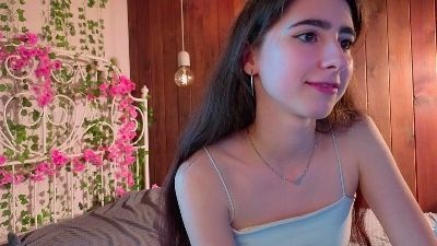 AlbertaHayley webcam model stream image