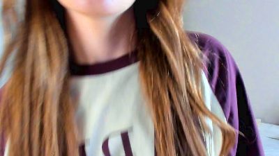 EsmaCrafts webcam model stream image