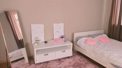EsmaCrafts webcam model stream image